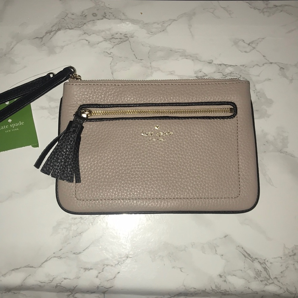 Kate Spade Wristlet ✨ NWT